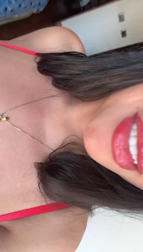 Video #15 of Gimena Palacios