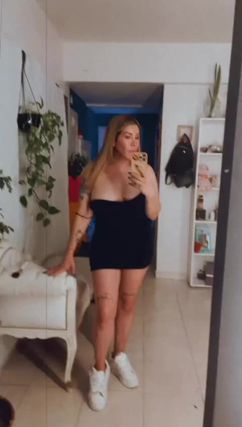 Video #12 of Miel