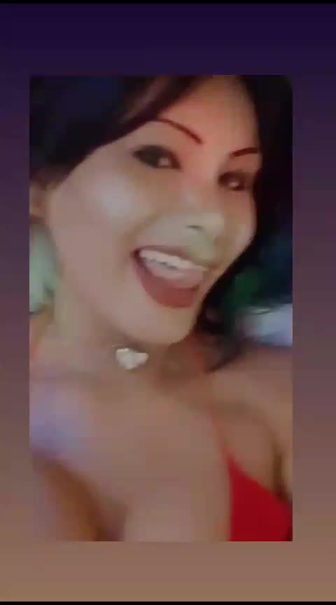 Video #20 of Valeria Encantadora