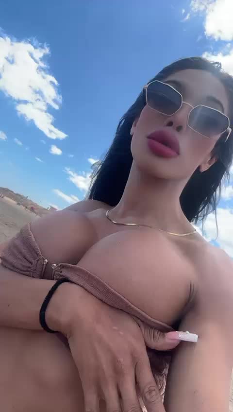 Louana Patterson - Shemale Escort in Capital Federal