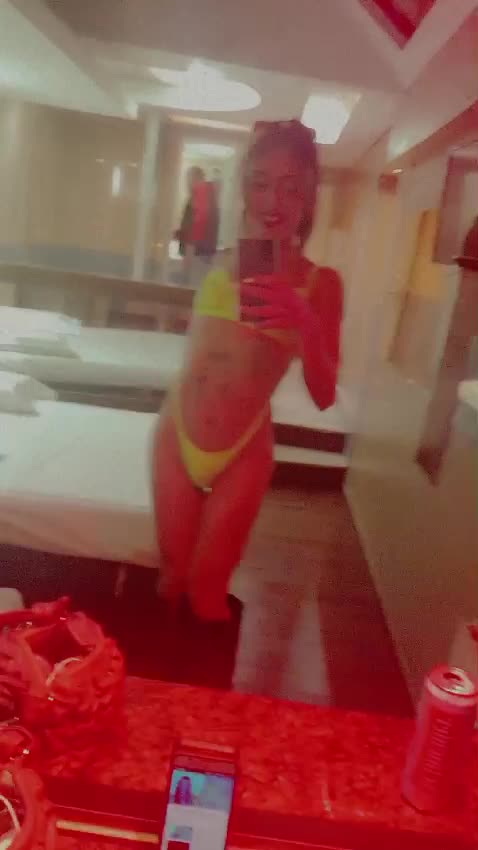 Video #5 de Yailin Ardiente
