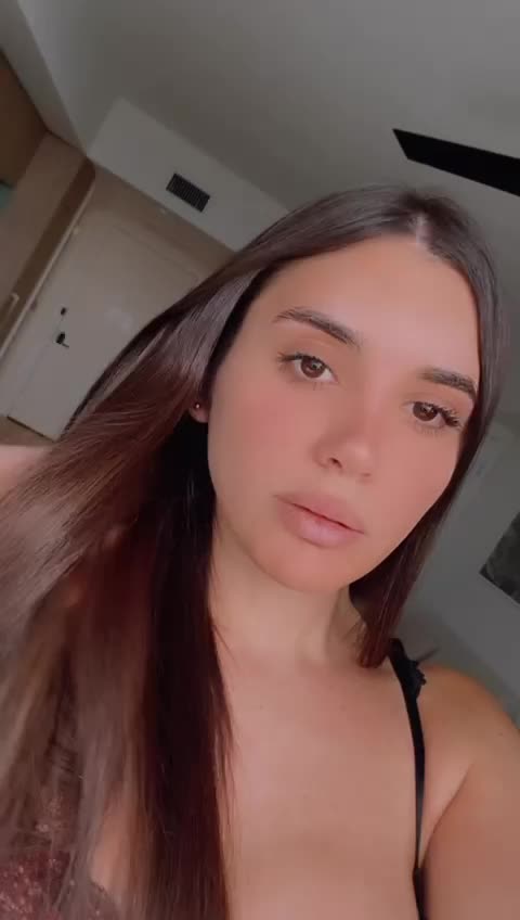 Video #12 of Agostina