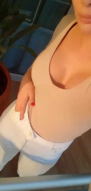 Video #20 of Lara Julieta