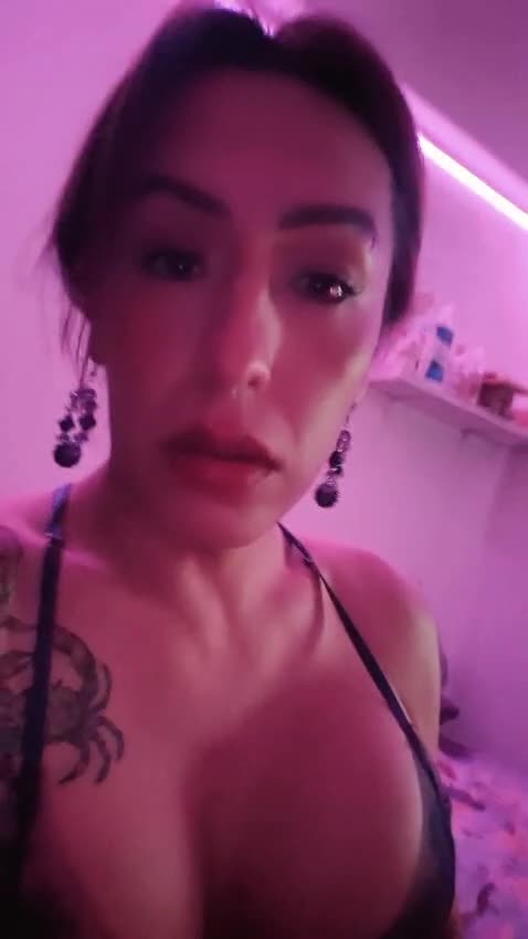 Video #8 of Joana