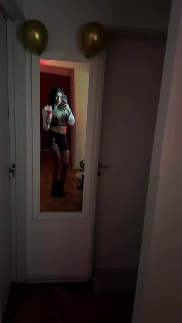 Video #3 of Morenita