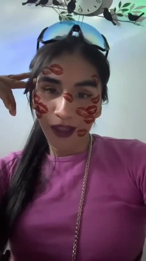 Video #4 of Morenita