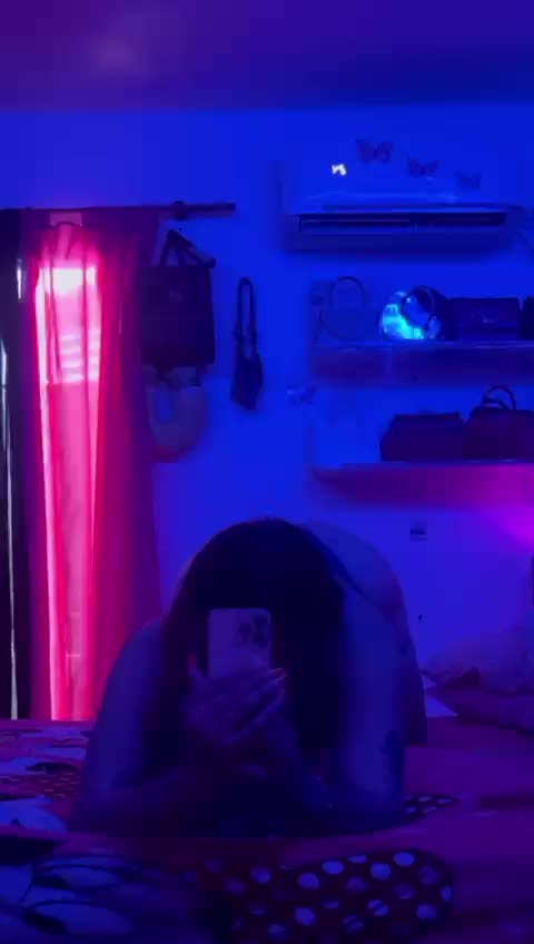 Video #12 of Selena Gala