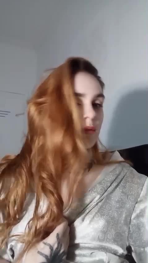 Video #1 de Mathangi Holland