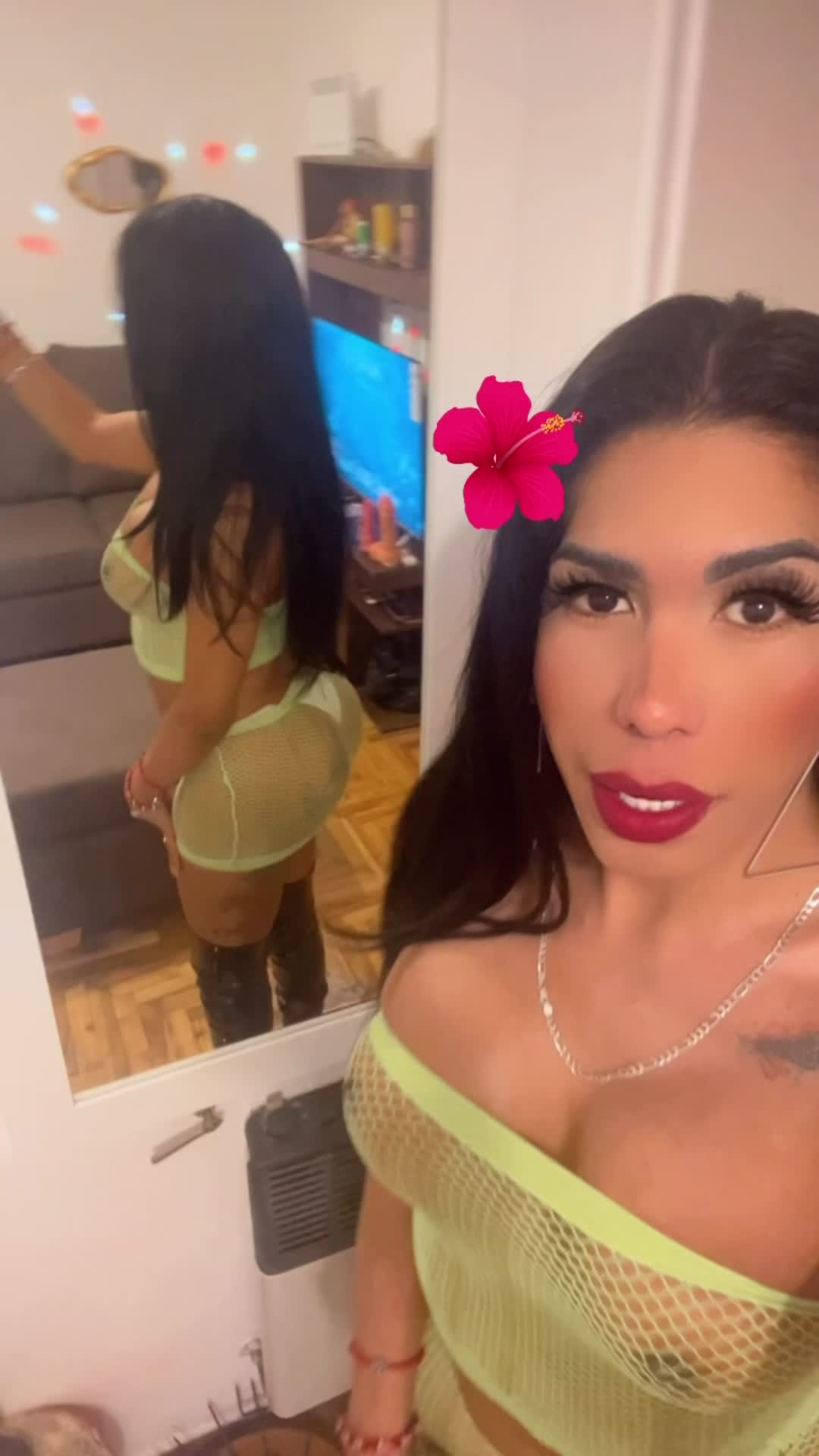 Mishell - Shemale Escort in Capital Federal