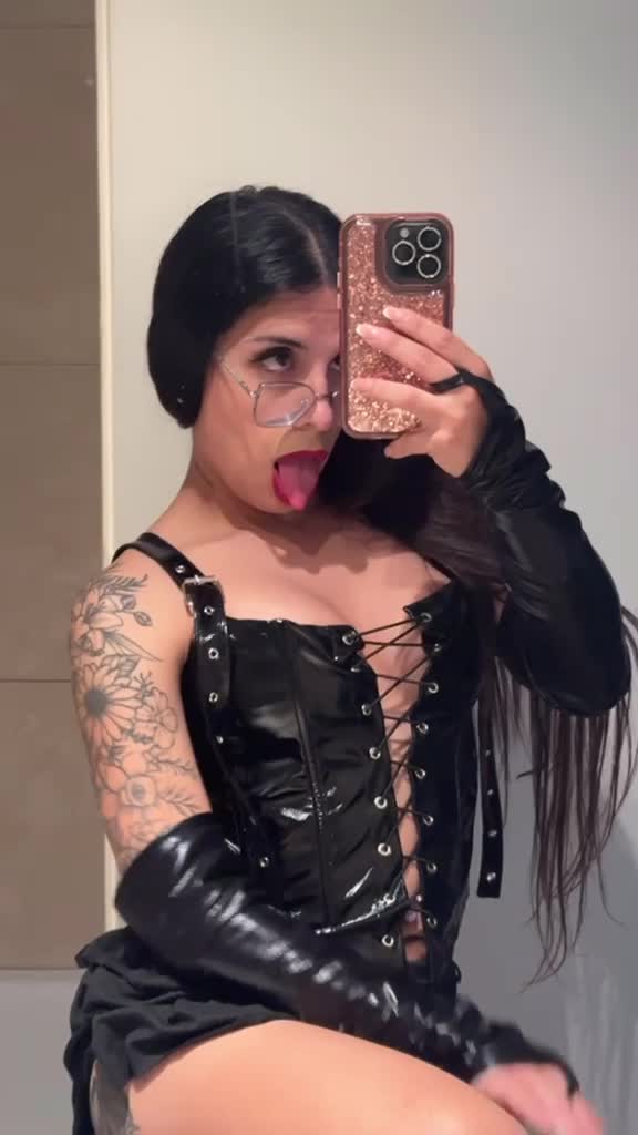 Video #5 of Lulita S.
