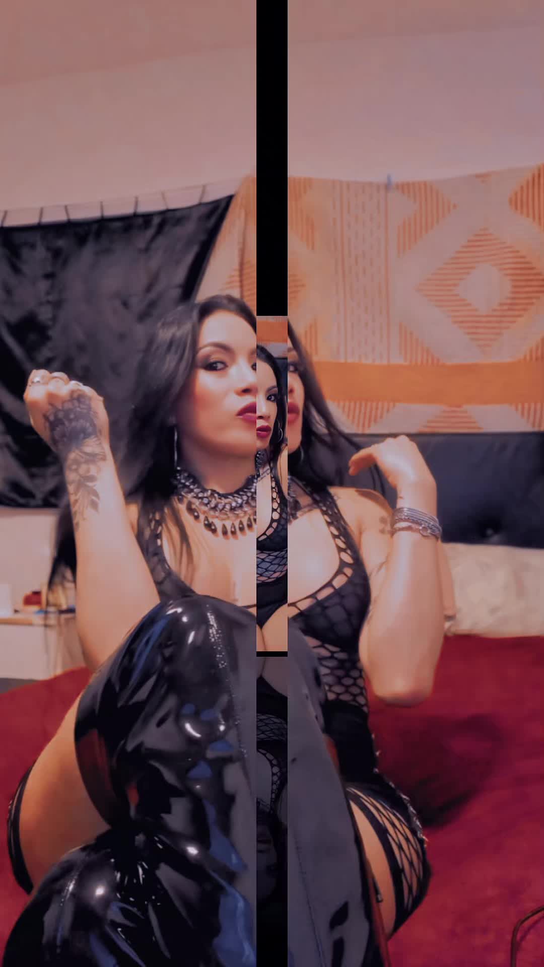 Una mujer fantástica y complaciente, vive la mejor experiencia junto a mí, cumpliendo tus más íntimos deseos. Vamos a hacernos cómplices de la lujuria, sin apuros, súper confiable. No te arrepentirás 💦🍆🥂😈